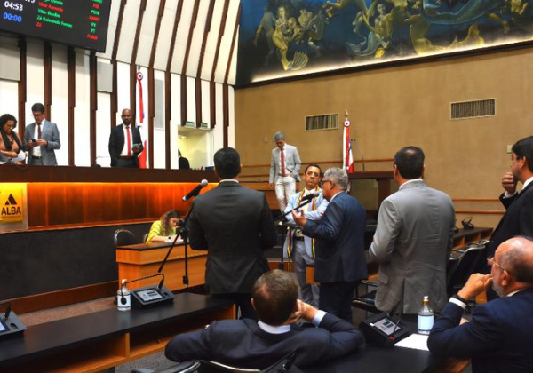 Reajuste salarial de 5% para servidores do Poder Judiciário é aprovado por unanimidade na Alba