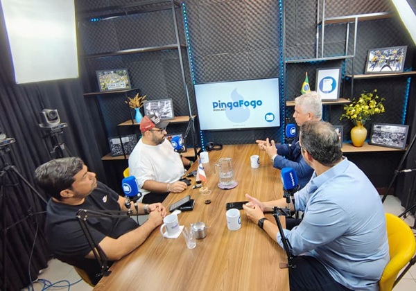 Henrique Carballal é o convidado desta semana do podcast ‘Pinga Fogo’; assista