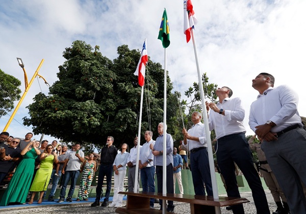 Jerônimo anuncia construção do novo hospital materno-infantil durante celebração dos 149 anos de Itaberaba