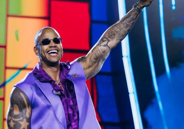 Léo Santana lança segunda parte do projeto ‘Léo Santana 20 Anos – DNA de GG’