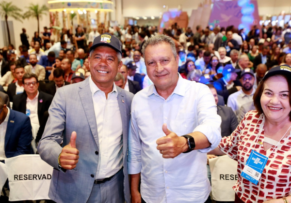 Jerônimo participa de Encontro de Prefeitos em Salvador e reforça união entre Estado e municípios