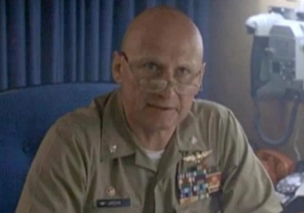 Morre aos 94 anos o ator James Tolkan, de ‘Top Gun’ e ‘De Volta para o Futuro’