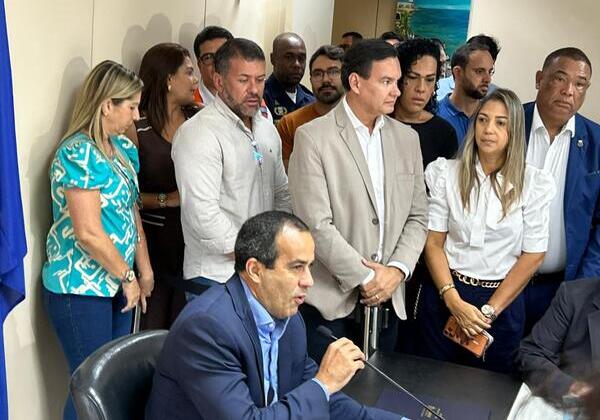 Bruno nega que será vice de Flávio Bolsonaro: ‘Tudo tem sua hora certa’