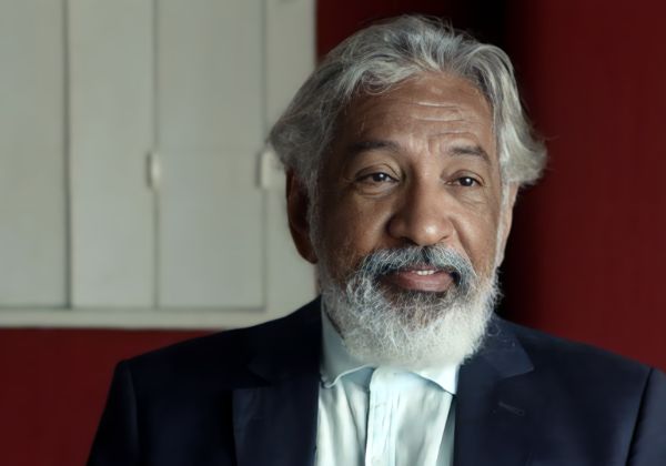 Vida e obra de Letieres Leite encerra o XXI Panorama Internacional Coisa de Cinema com acesso gratuito