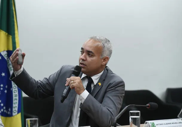 Baiano é anunciado como novo ministro das Cidades