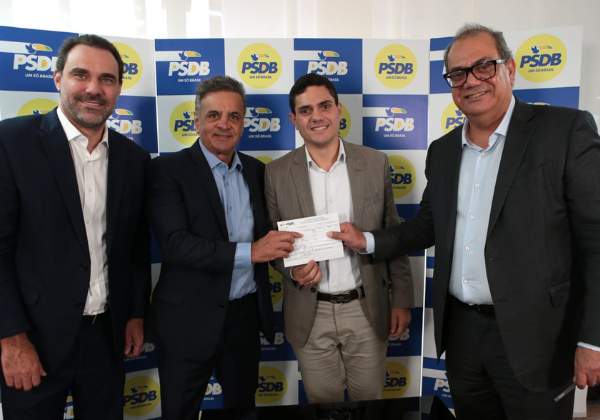 Carlos Muniz Filho se filia ao PSDB e lança pré-candidatura a deputado federal