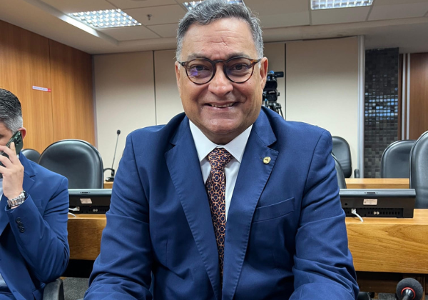 Deputado Luciano Araujo deixa Solidariedade e se filia ao Avante