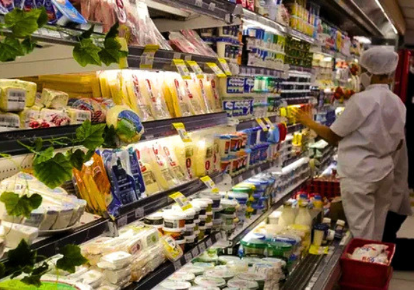 Bahia considera implementar medida que fecha supermercados nos domingos
