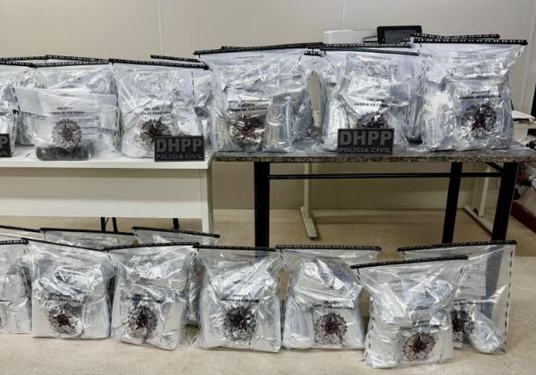 Polícia intercepta carga de cocaína do CV na BR-324 que vinha do Rio para Salvador