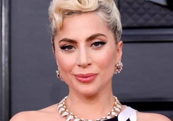Devido à problemas de saúde, Lady Gaga cancela show de última hora 