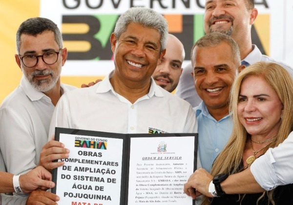 Jerônimo inaugura escola e autoriza obras para ampliar infraestrutura em Mata de São João