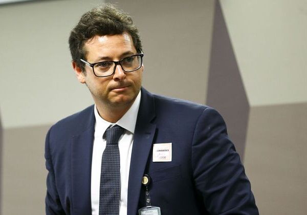 Ex-secretário de Bolsonaro atua na defesa de Vorcaro desde primeiro semestre de 2025