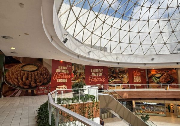 Outback Steakhouse chega ao Shopping Paralela