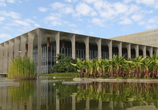 Brasil condena ataques de Israel ao Líbano após anúncio de cessar-fogo