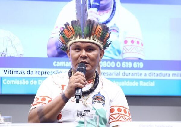 Lideranças indígenas cobram na Câmara criação de Comissão Nacional Indígena da Verdade