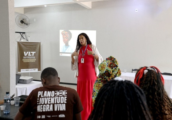 VLT conecta juventude a ações de cidadania durante evento no Subúrbio de Salvador
