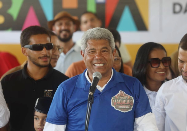 Em Cravolândia, obras de infraestrutura, saúde e educação são autorizadas pelo Estado