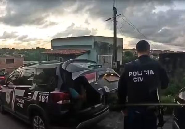 Quarteto é preso suspeito de roubar celulares de alto valor; prejuízo ultrapassou R$162 mil