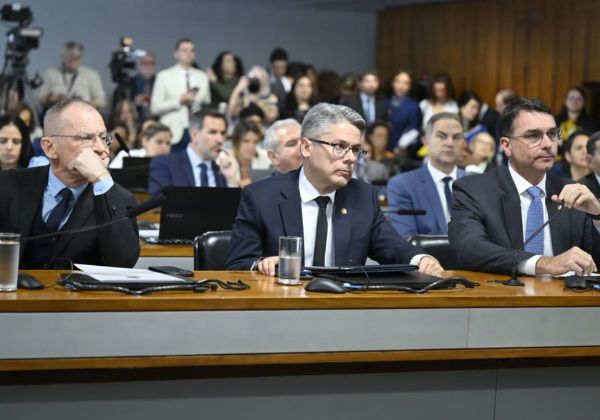 Senadores recorrem para invalidar relatório final da CPI do Crime Organizado