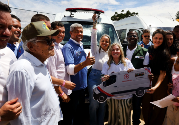 Jerônimo Rodrigues anuncia pacote de R$ 23 milhões em obras e ações em Souto Soares