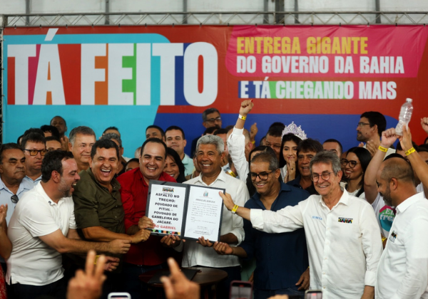 Jerônimo autoriza obras na BA-435 e anuncia pacote de ações em São Gabriel
