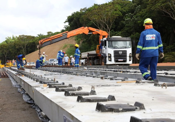 Governo suspende licitação de trecho que ligaria VLT ao metrô de Salvador