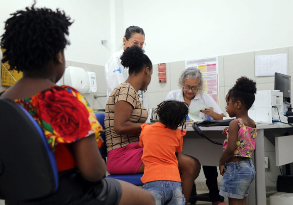 Salvador convoca beneficiários do Bolsa Família para acompanhamento de saúde obrigatório