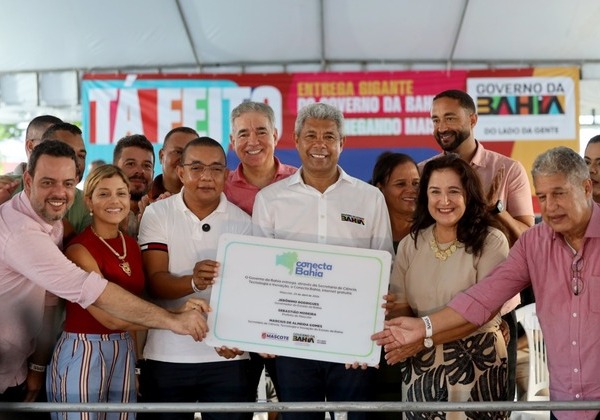 Governo entrega colégio de tempo integral em Mascote com investimento de R$ 13,1 milhões