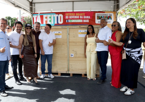 Jerônimo une devoção, cultura e entregas para mobilidade e saúde no interior