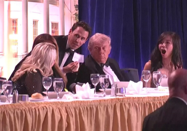 Trump diz que atirador escreveu manifesto anticristão antes de atentado