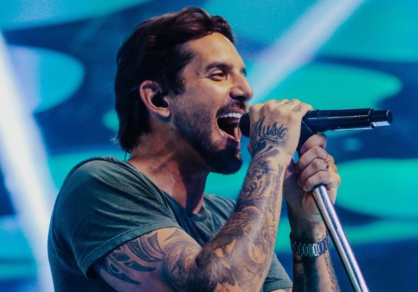 Banda EVA faz a festa nos Lençóis Maranhenses neste sábado (2)