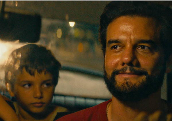 Câmara do Recife rejeita conceder título de cidadão recifense a Wagner Moura