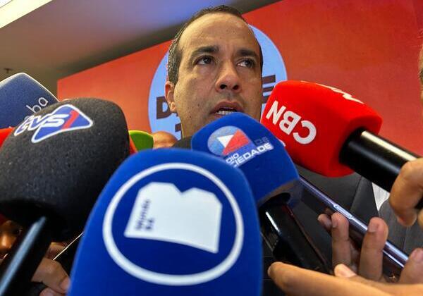 Bruno Reis rebate crítica da Sesab à primeira-dama: ‘Vivemos ditadura do PT’