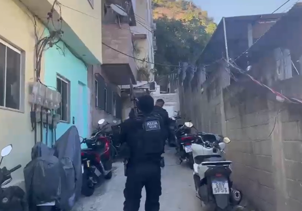 Operação prende cinco traficantes do Comando Vermelho na Bahia e no Rio