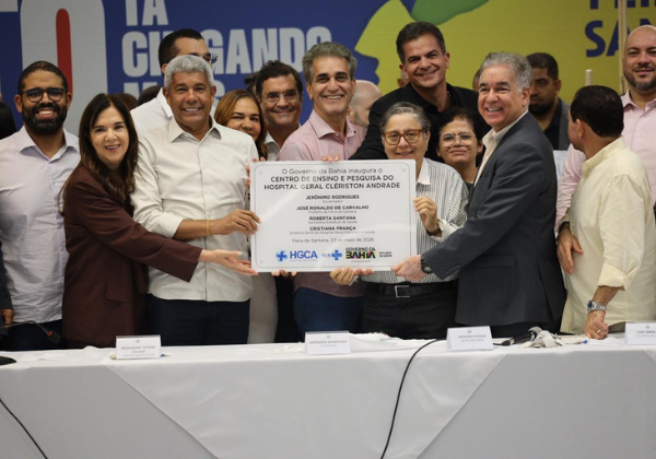 Jerônimo inaugura centro de ensino no Clériston Andrade e autoriza hospital oncológico em Feira