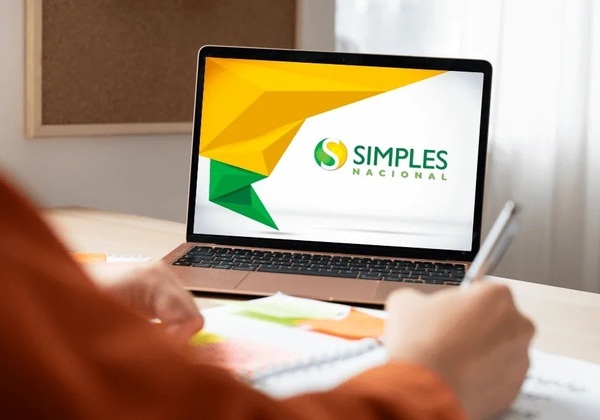 Ala do PT admite ampliar limite do Simples Nacional para pequenas empresas após fim da escala 6x1