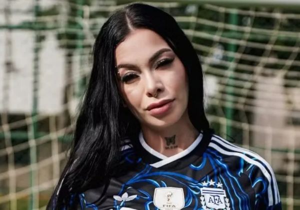 Miss da Copa diz receber fotos íntimas de jogadores famosos nas redes sociais 
