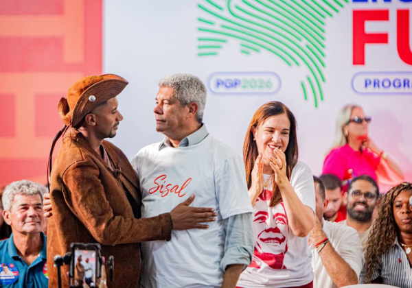 Jerônimo usa história de jovem de família vaqueira para defender oportunidades no Sisal