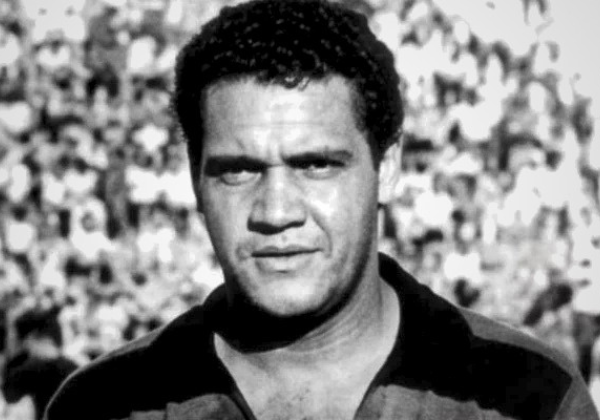 Morre aos 82 anos Romenil, ex-zagueiro, ídolo e bicampeão baiano pelo Vitória