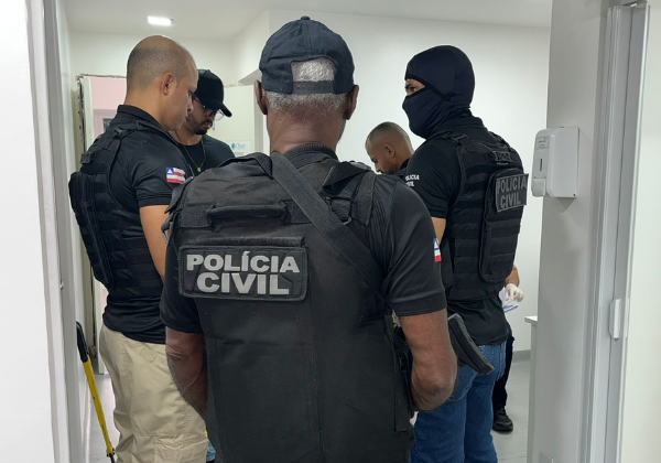 Médicos são afastados após pacientes idosos perderem a visão em mutirão de saúde realizado em Salvador
