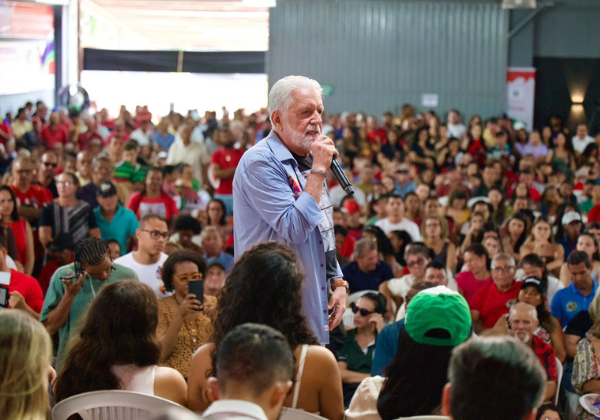 ‘Tem que passar no lugar onde falta água’, diz Jaques Wagner ao defender PGP