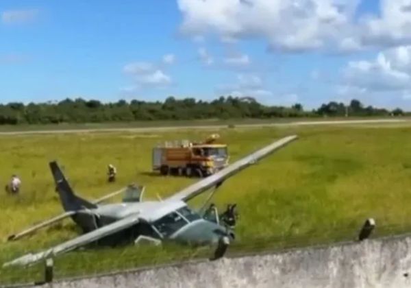 Avião da FAB sai da pista em Porto Seguro e provoca cancelamento de oito voos