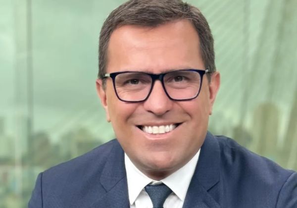Rodrigo Bocardi é contratado pelo SBT e assumirá novo telejornal no fim da tarde 