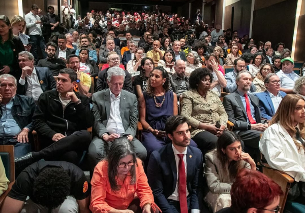 PT promove treinamento para aliados intensificarem defesa de Lula nas redes sociais