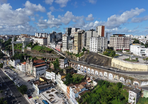 Empreendedores lançam associação para impulsionar ações na Rua Chile e entorno