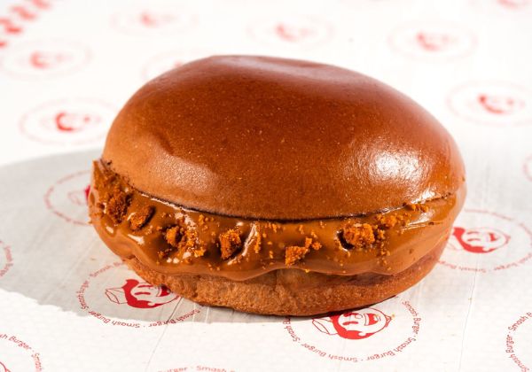 Zeca Smash Burger lança edição limitada de sobremesa inspirada em biscoito belga