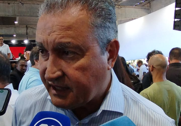 Rui Costa rebate críticas e diz que fala sobre voo de João Roma foi tirada de contexto