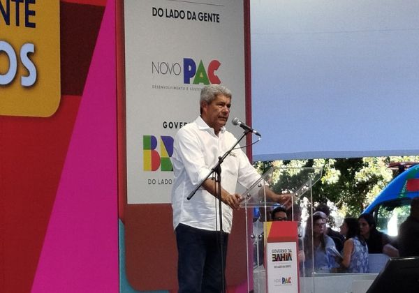 Jerônimo questiona legado de Bolsonaro na Bahia após passagem de Flávio pelo estado
