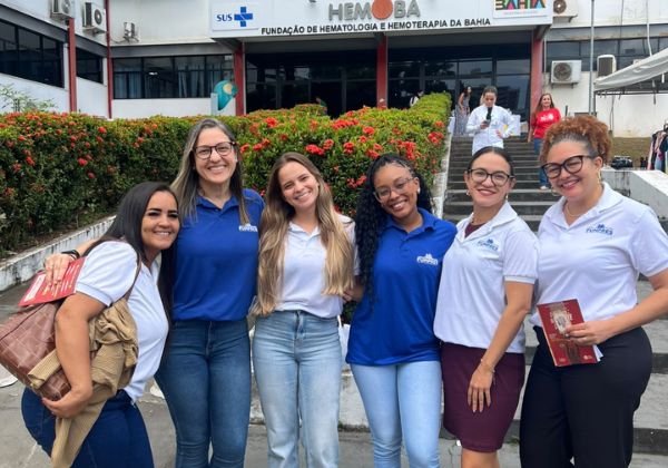 Colaboradores do Fumpres se reúnem para doação de sangue no Hemoba