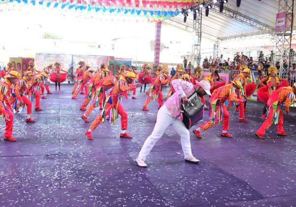 Segundo dia do Campeonato de Quadrilhas em Periperi é marcado por apresentações animadas e participação do público